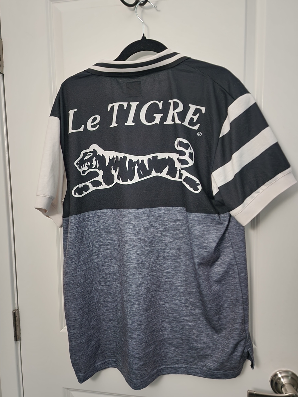 5/$30  Le Tigre Men's Black White & Heathered Grey Striped Polo - Picture 4 of 4